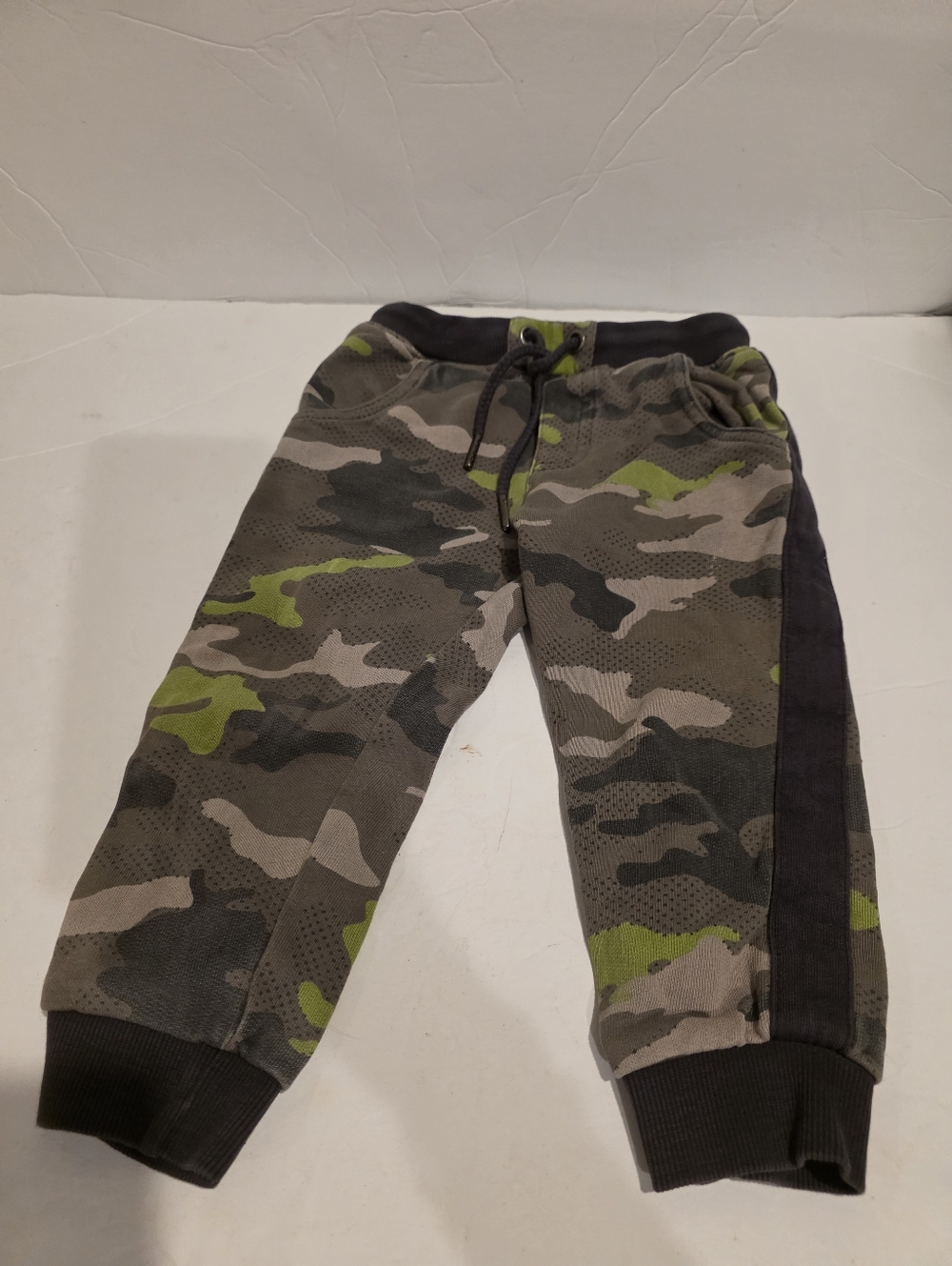 Boboli‎ Boys' Terry Drawstring Grey Camo PANTS Sz 2 GREEN